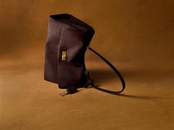 Shop CHARLES & KEITH on Atome